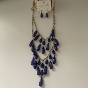 Charming Charlie Teardrop Earring & Necklace Set
